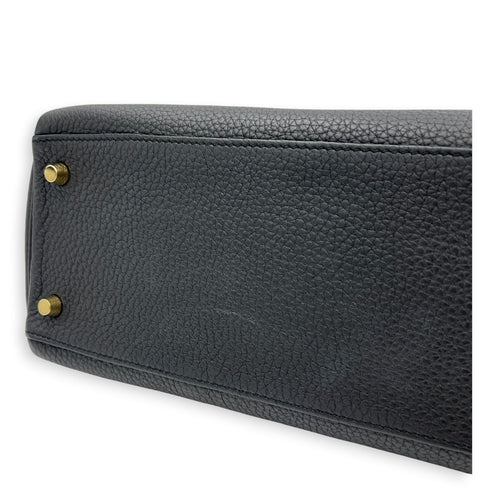 Kelly 28 Noir Top Handle Bag in Togo, Gold hardware