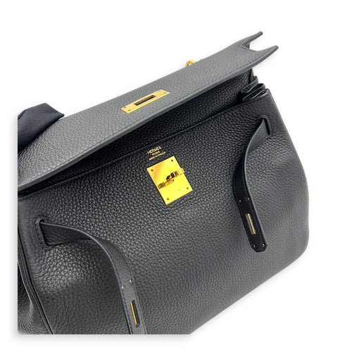 Kelly 28 Noir Top Handle Bag in Togo, Gold hardware