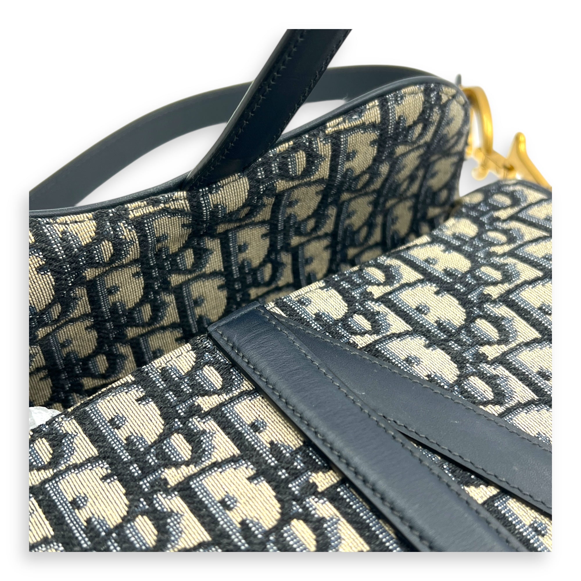 Saddle Shoulder Bag Blue in Canvas, Gold hardware