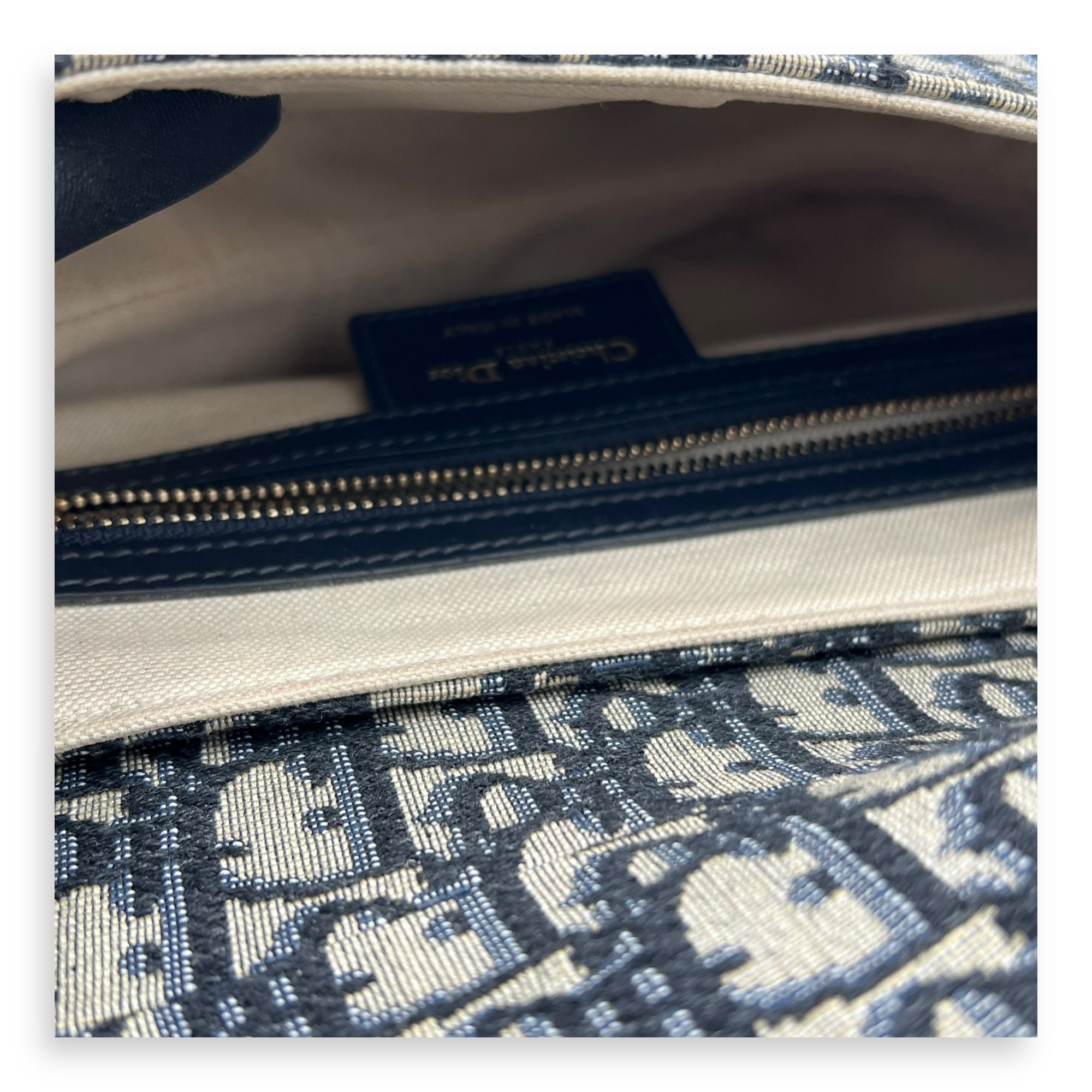 Saddle Shoulder Bag Blue in Canvas, Gold hardware