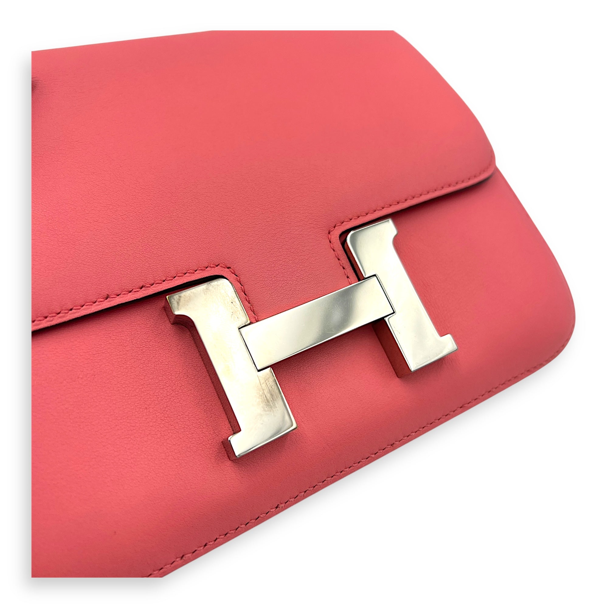 Constance 18 Rose D'Ete Shoulder Bag in Swift, Palladium hardware