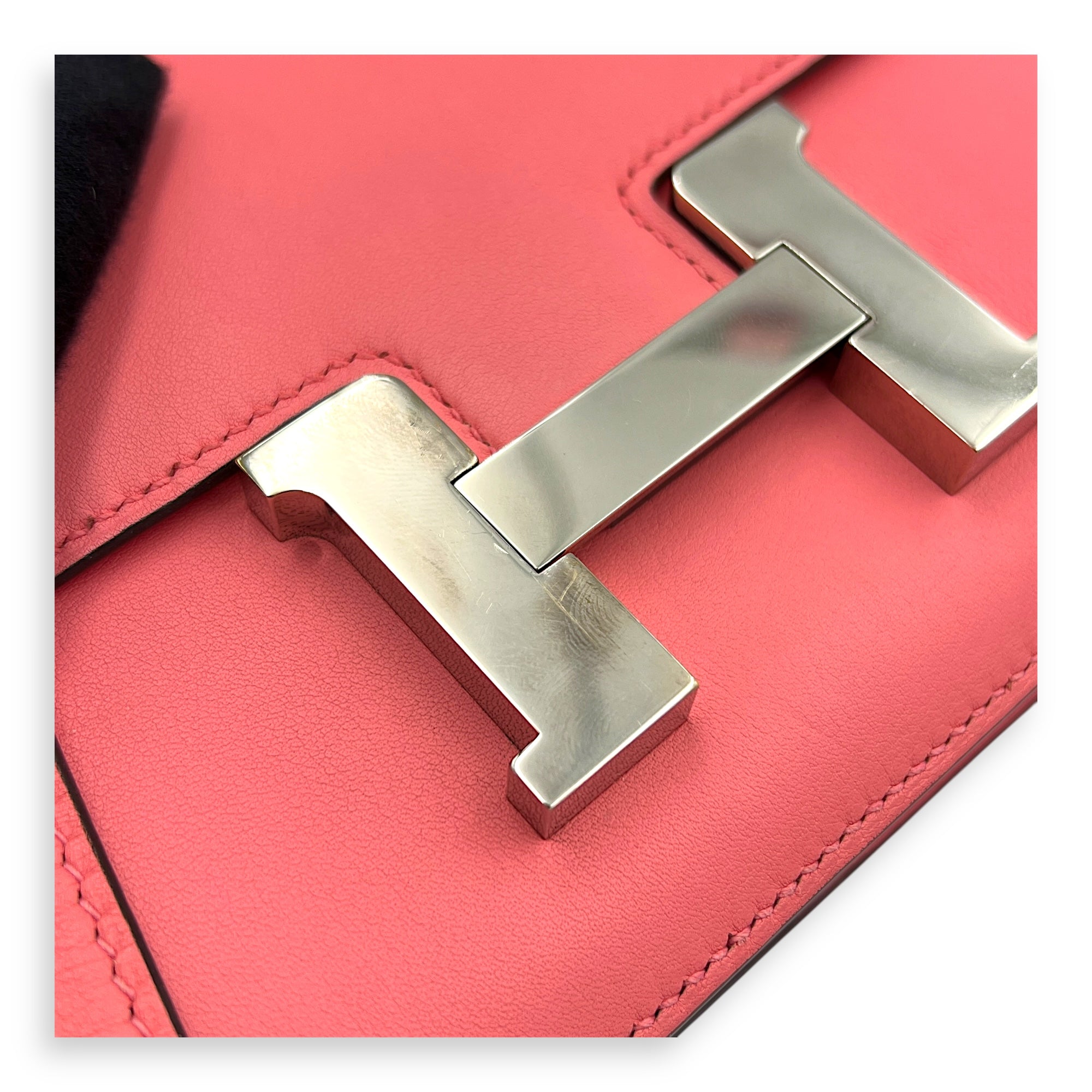 Constance 18 Rose D'Ete Shoulder Bag in Swift, Palladium hardware