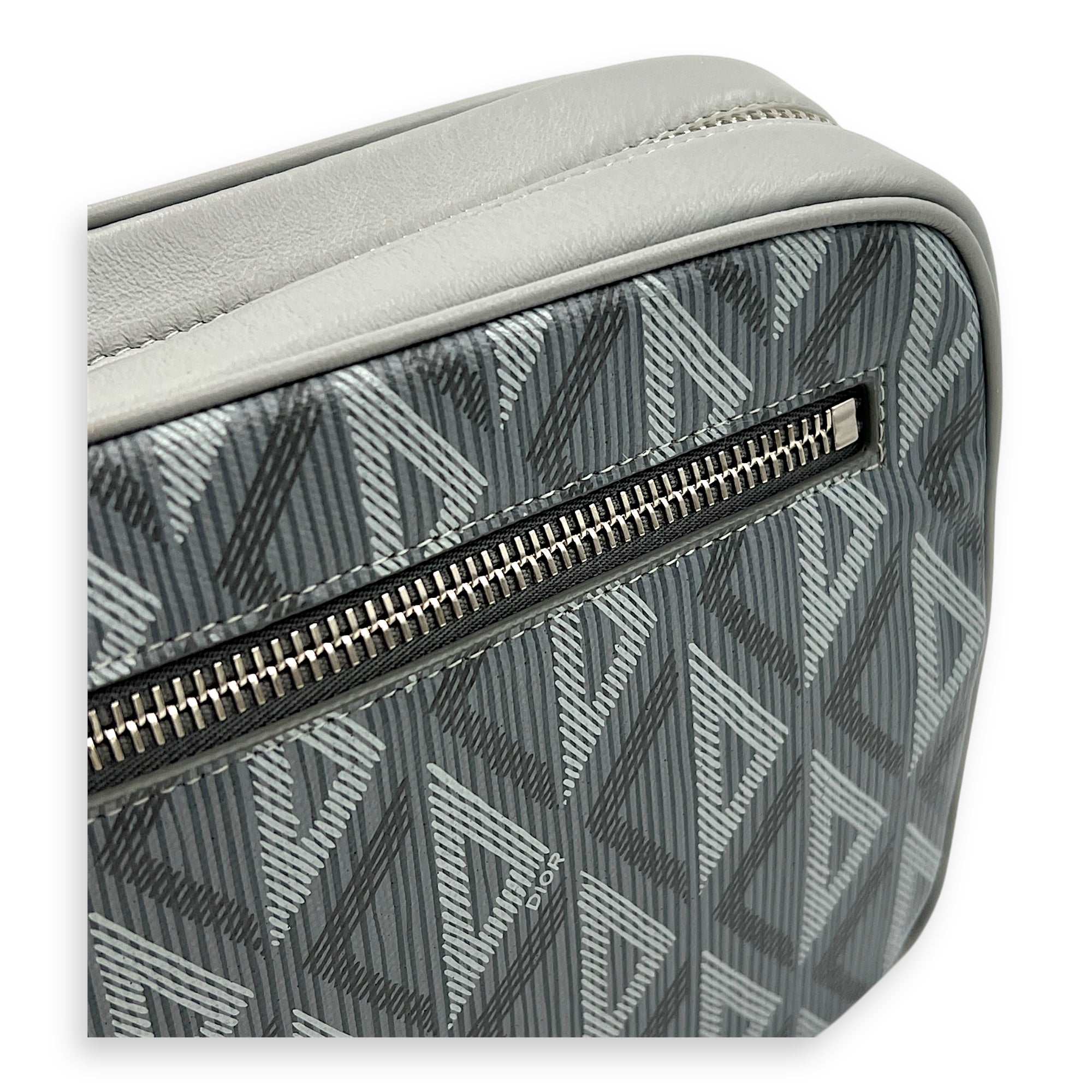 Others Clutch Grey in Calfskin, Silver hardware