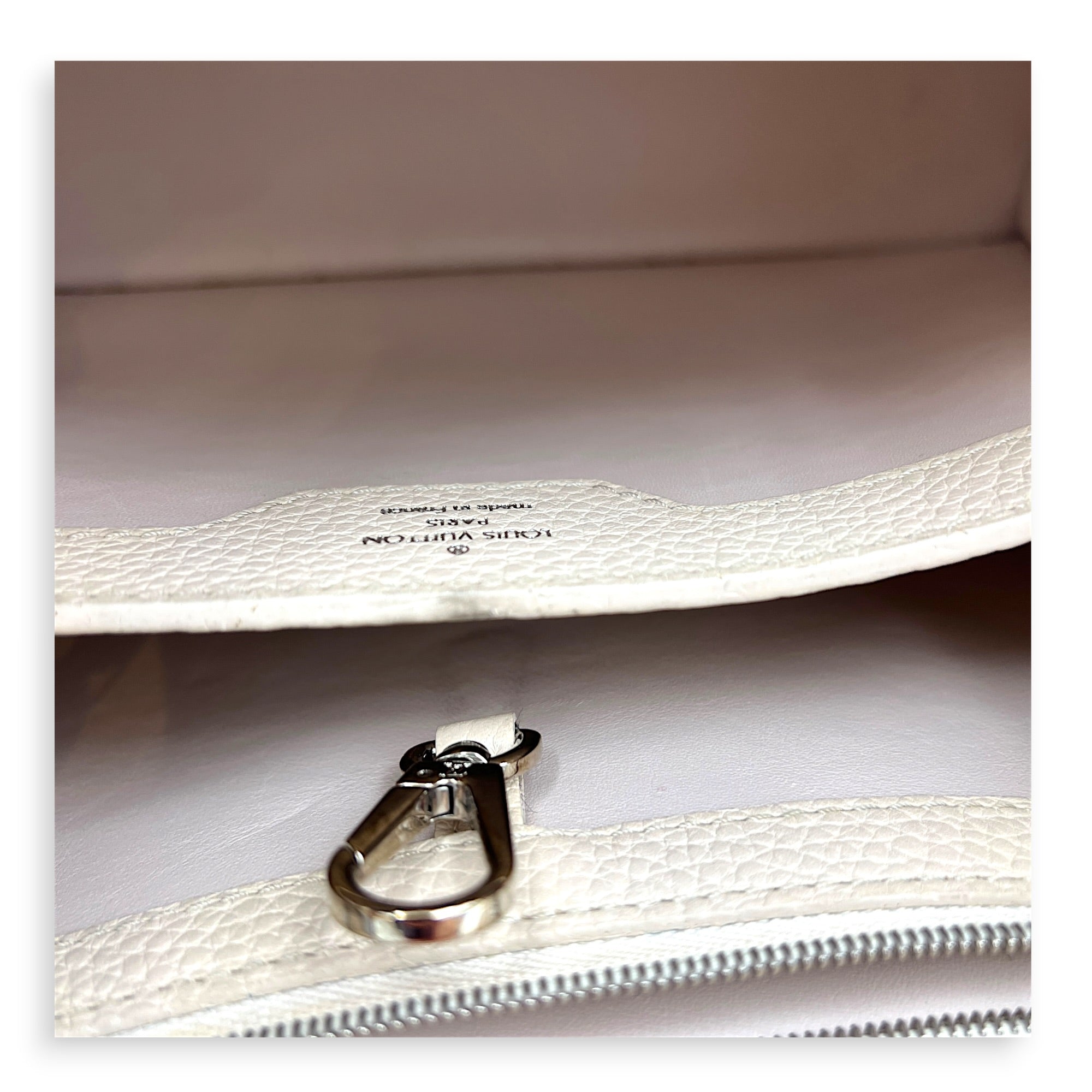 Capucines Top Handle Bag Beige in Taurillon Leather, Gold hardware