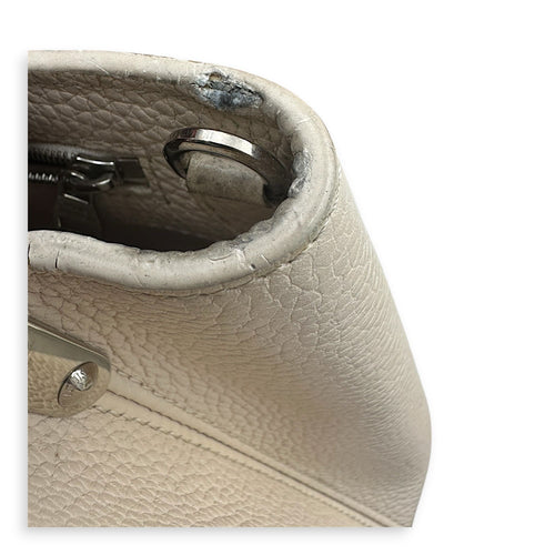 Capucines Top Handle Bag Beige in Taurillon Leather, Gold hardware