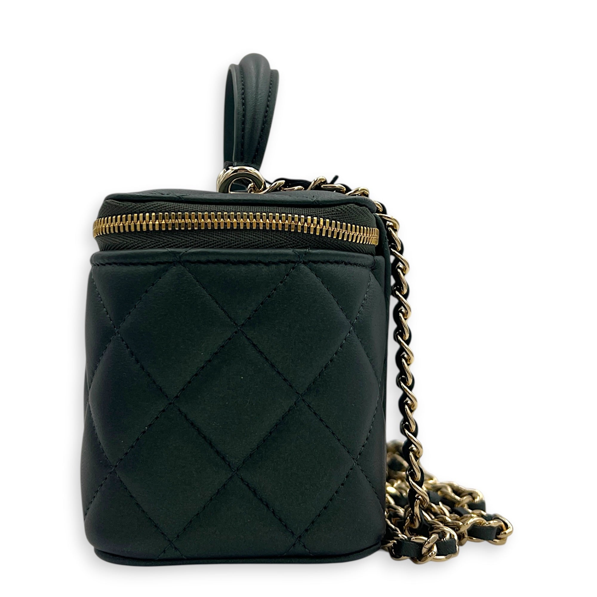 CC Vanity Bag Green in Lambskin, Gold hardware
