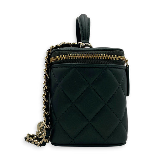 CC Vanity Bag Green in Lambskin, Gold hardware