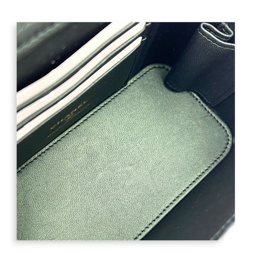 CC Vanity Bag Green in Lambskin, Gold hardware