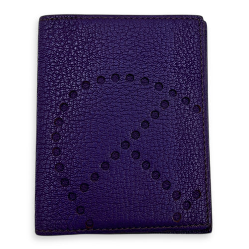Evelyne Purple in Epsom