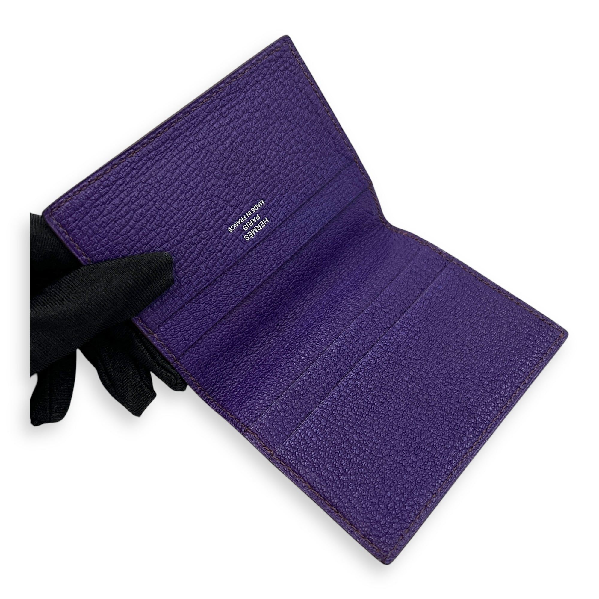 Evelyne Purple in Epsom