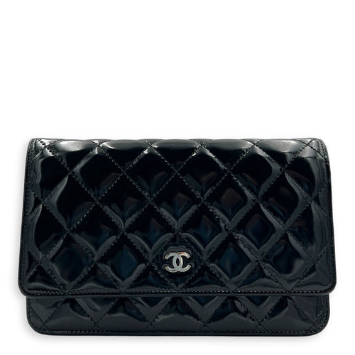 Wallet on Chain Crossbody Bag Black in Patent Leather, Silver hardware