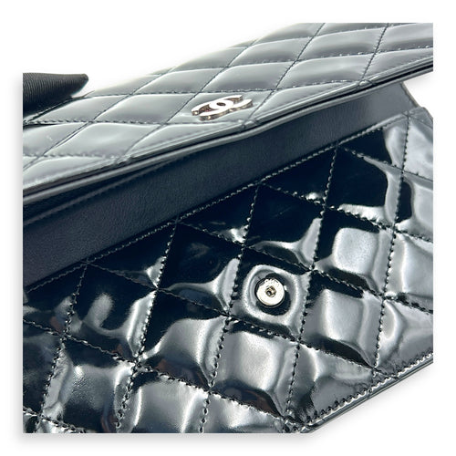 Wallet on Chain Crossbody Bag Black in Patent Leather, Silver hardware