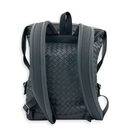 Intrecciato Backpack Grey in Calfskin, Silver hardware