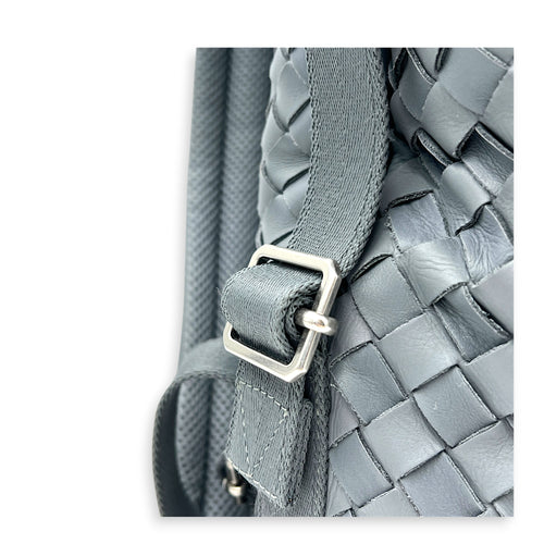 Intrecciato Backpack Grey in Calfskin, Silver hardware
