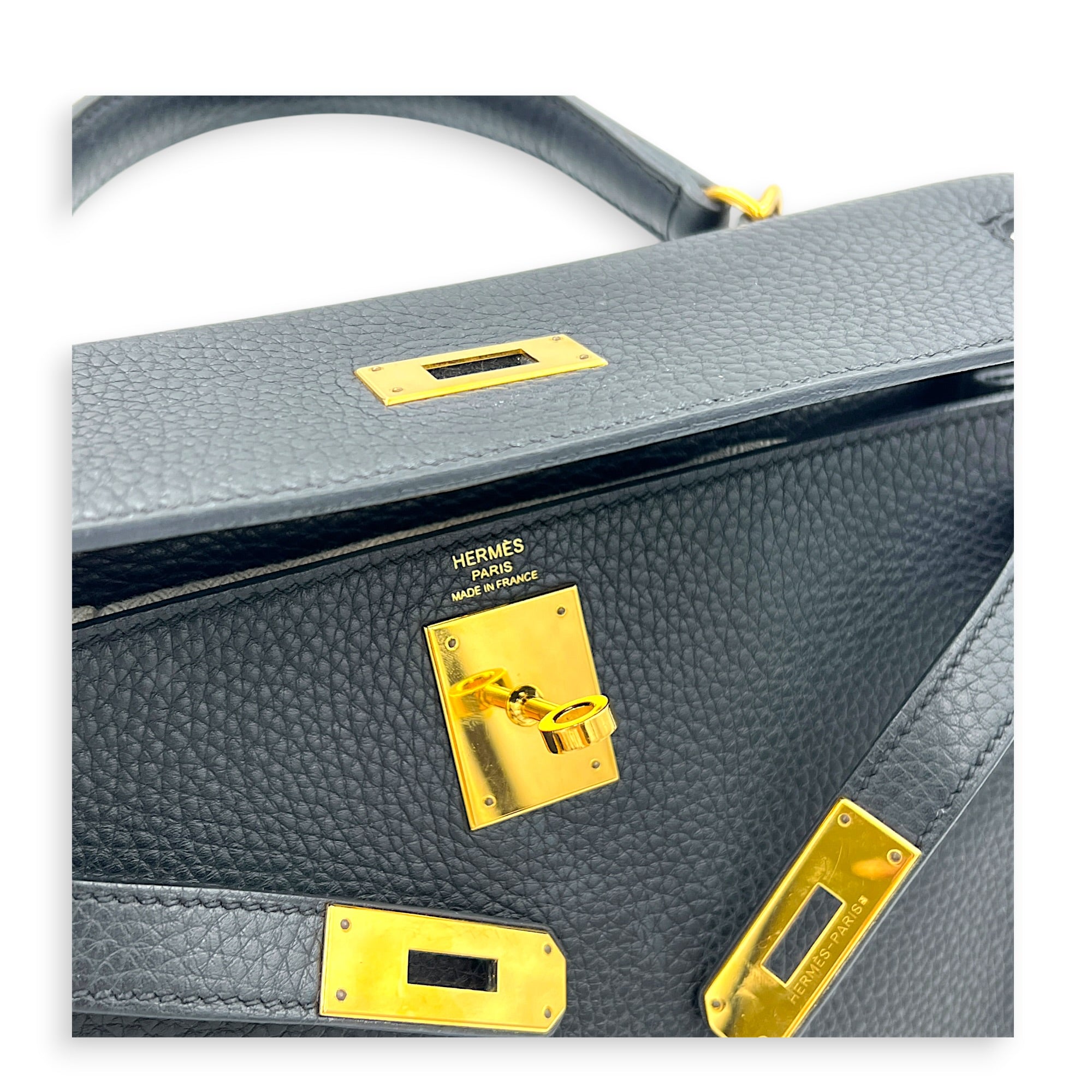 Kelly 28 Noir Top Handle Bag in Clemence, Gold hardware