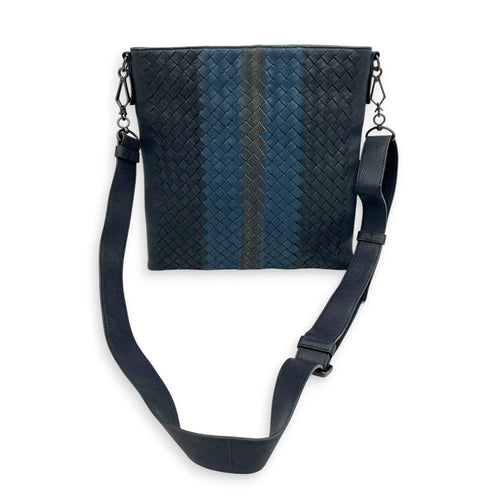 Intrecciato Messenger Black in Calfskin, Ruthenium hardware