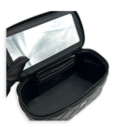 CC Vanity Bag Black in Lambskin, So Black hardware