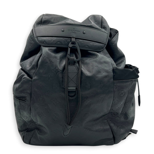 Discovery Monogram Shadow Backpack in Calfskin, Black hardware