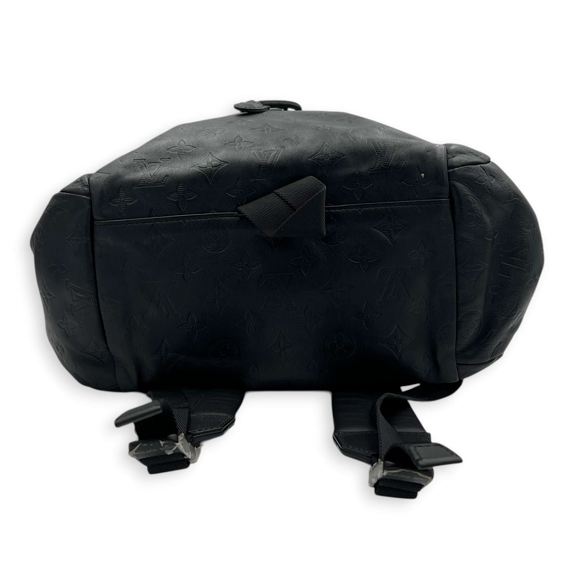 Discovery Monogram Shadow Backpack in Calfskin, Black hardware
