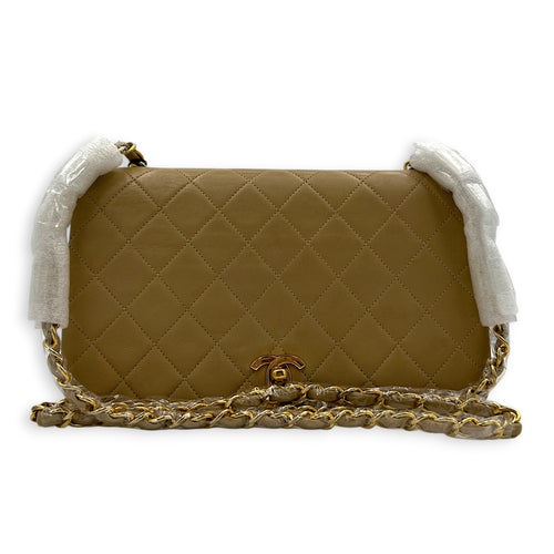 CC Shoulder Bag Beige in Calfskin, Gold hardware