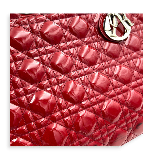 Lady Dior Top Handle Bag Large Red in Patent Leather, Silver hardware