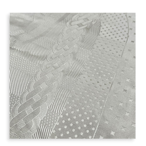 Grant Foulard 135 Beige Shawl in Silk