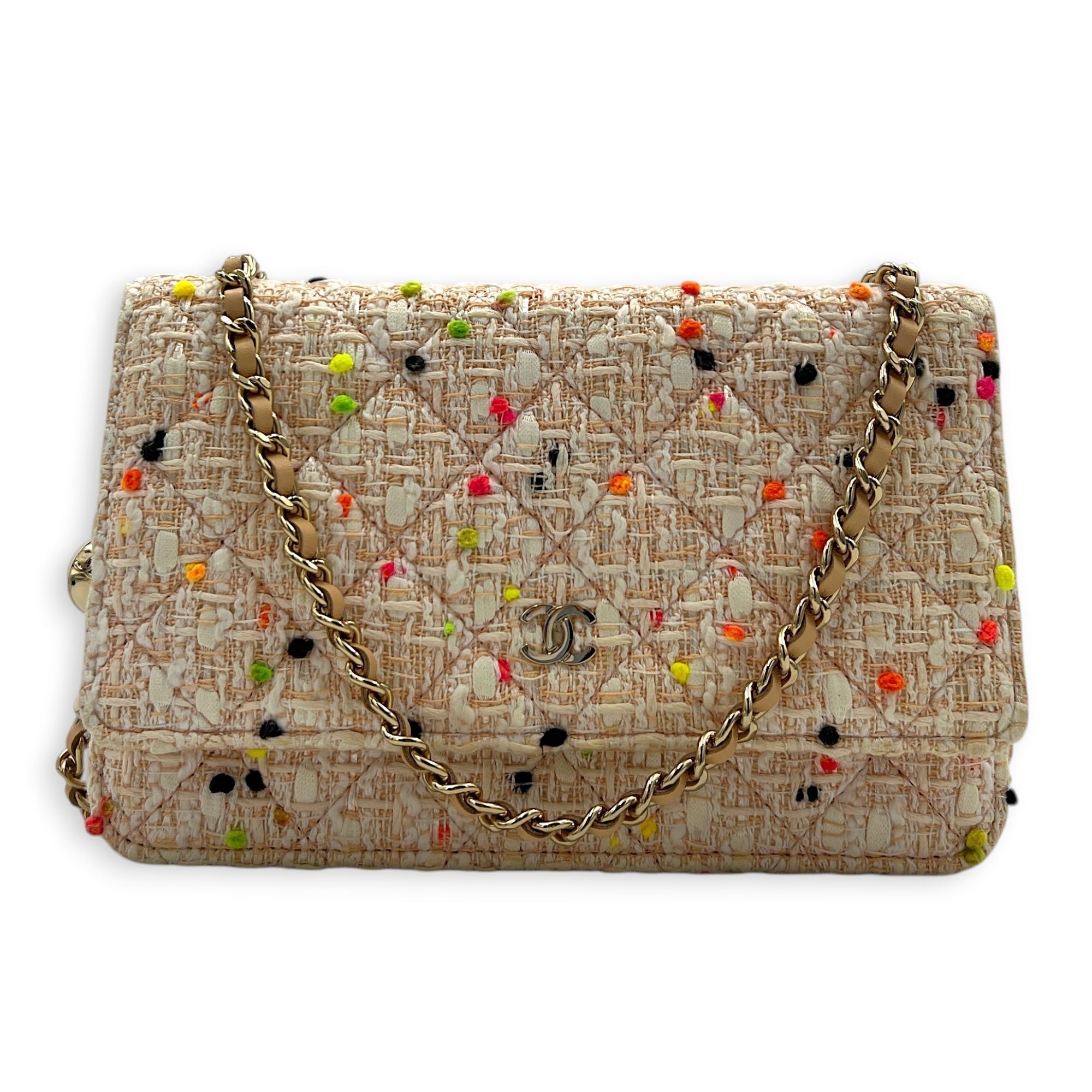 CC Classic Wallet On Chain White in Tweed, Gold hardware