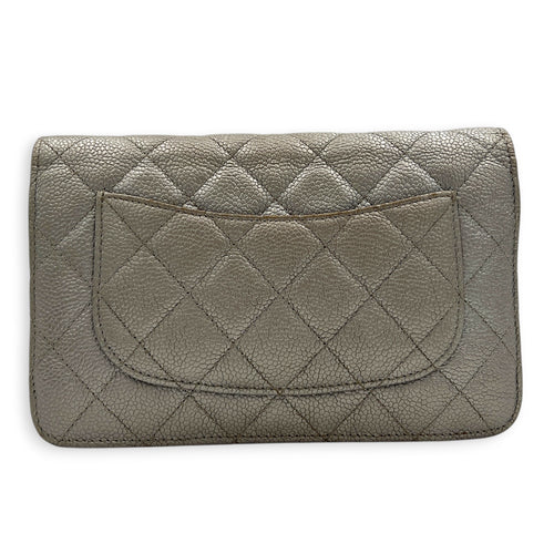 CC Silver Wallet On Chain in Caviar Leather, Silver hardware