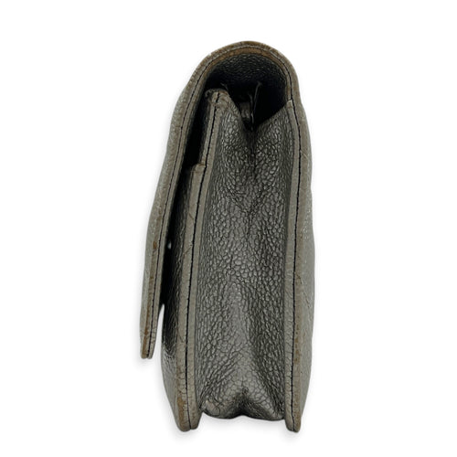 CC Silver Wallet On Chain in Caviar Leather, Silver hardware