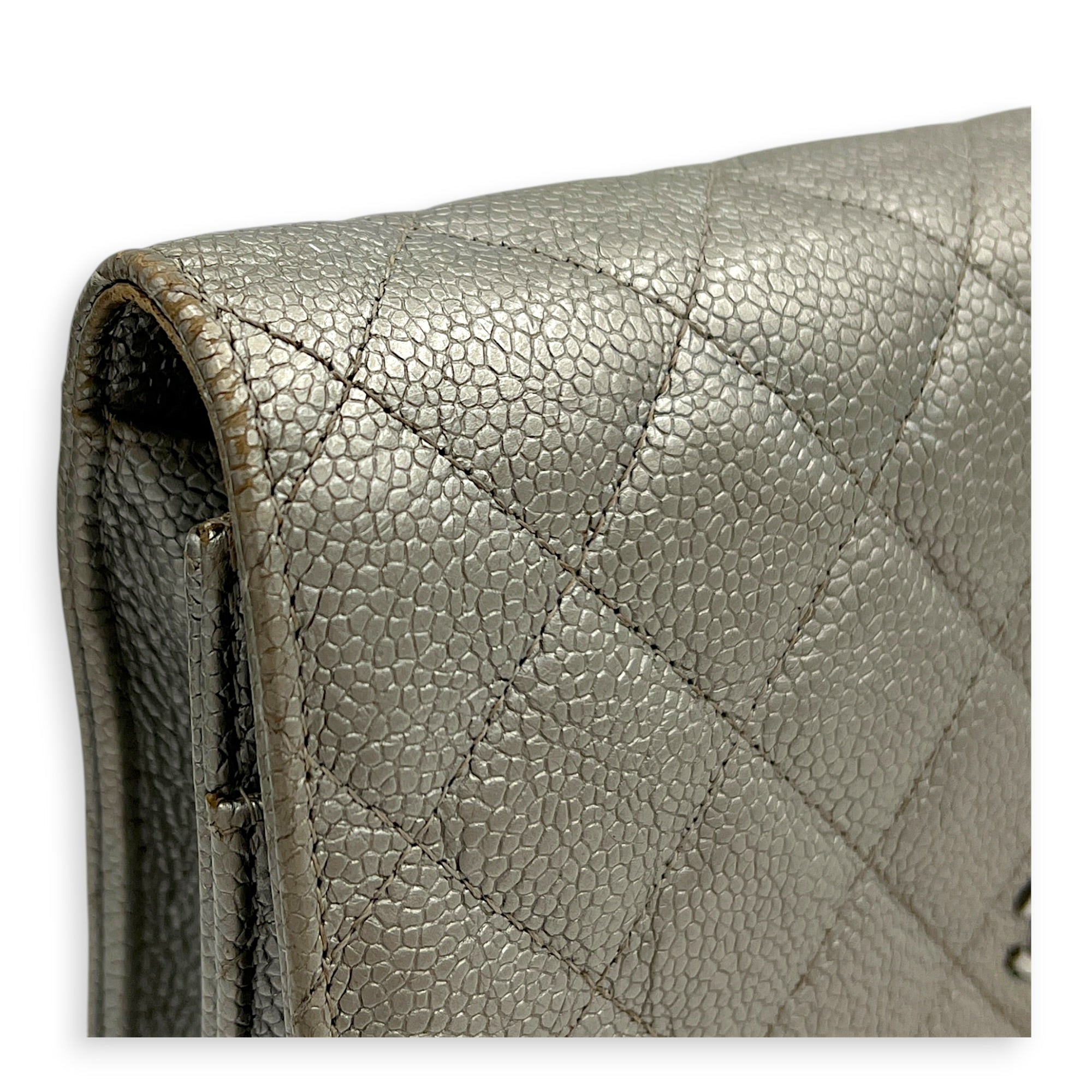 CC Silver Wallet On Chain in Caviar Leather, Silver hardware