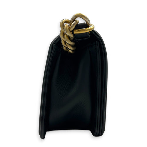 Boy Shoulder Bag Medium Black in Calfskin, Gold hardware