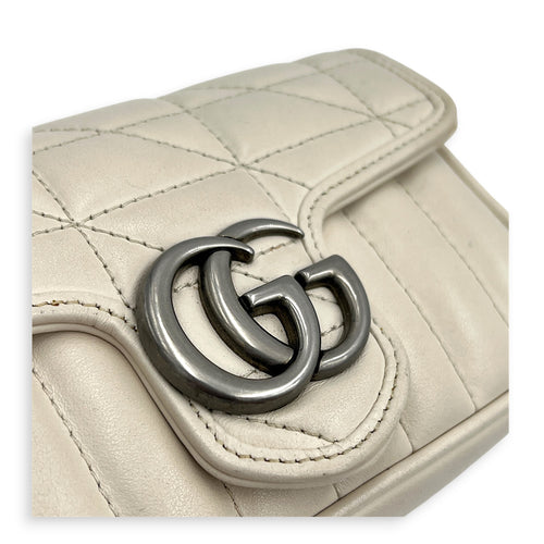 Marmont Shoulder Bag Super Mini White in Calfskin, Silver hardware
