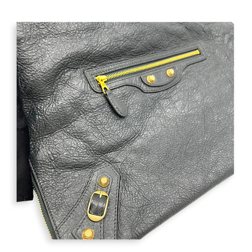 City Clutch Grey in Calfskin, Gold hardware