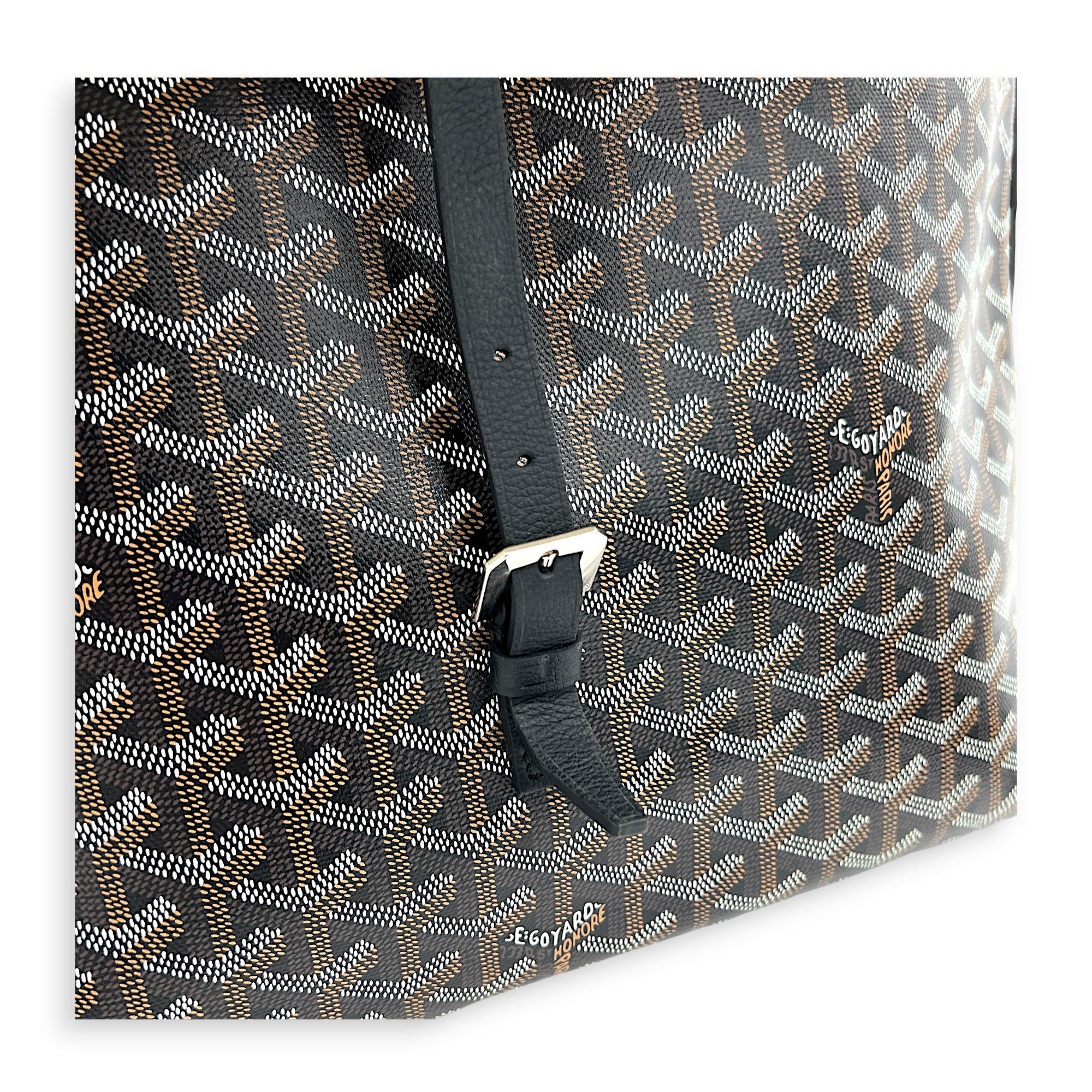 Capitien Messenger MM Black in Coated Canvas, Silver hardware