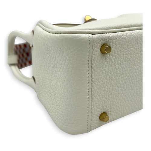 Lindy Nata in Clemence, Gold hardware