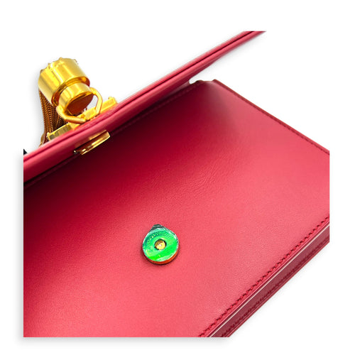 Kate Wallet On Chain Red in Calfskin, Gold hardware