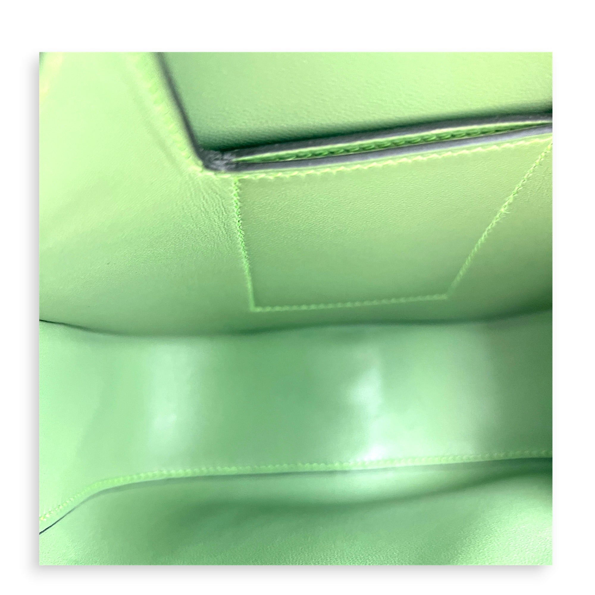 Cavalleria Vert Criquet in Epsom, Palladium hardware