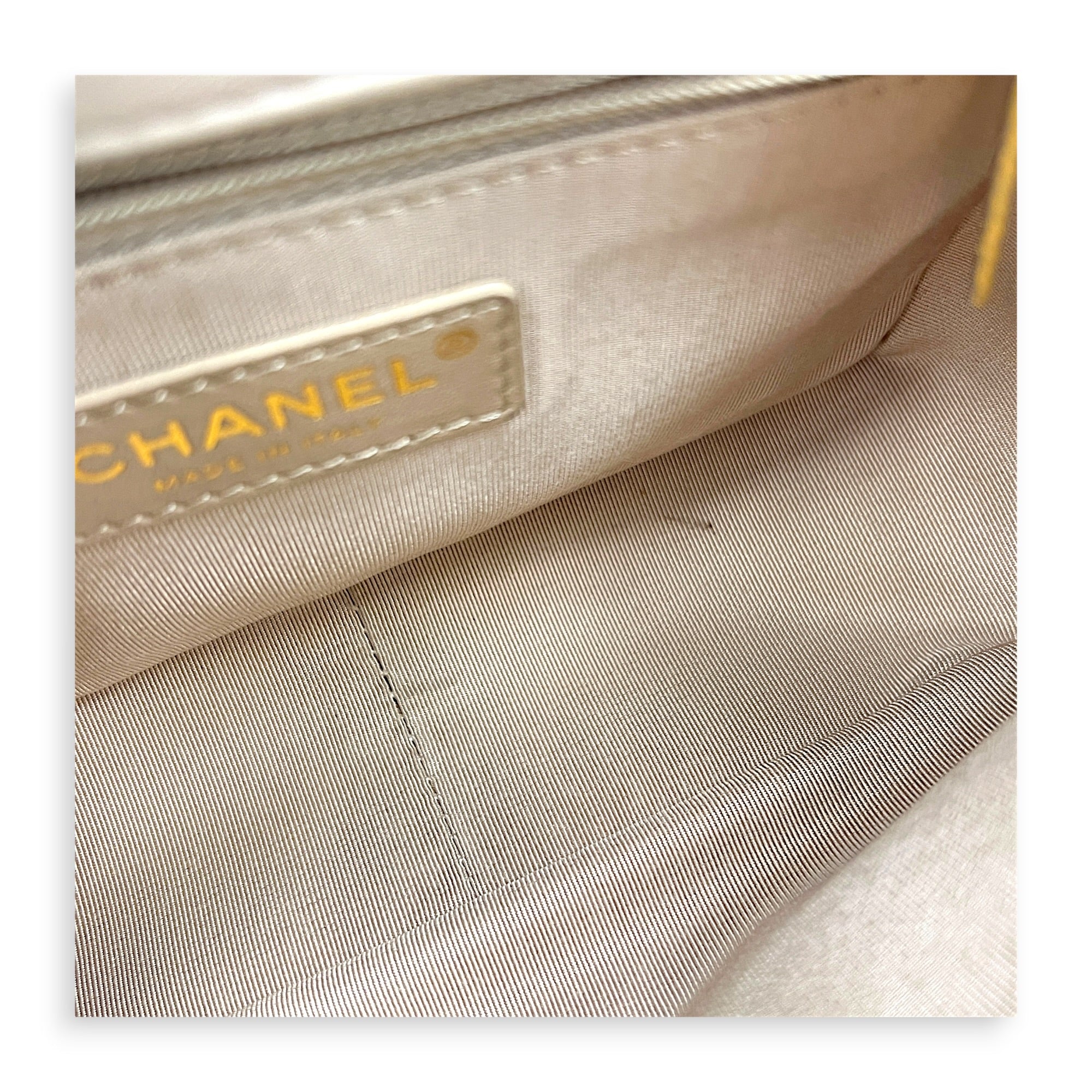 CC Button on Top Shoulder Bag in Lambskin, Gold hardware