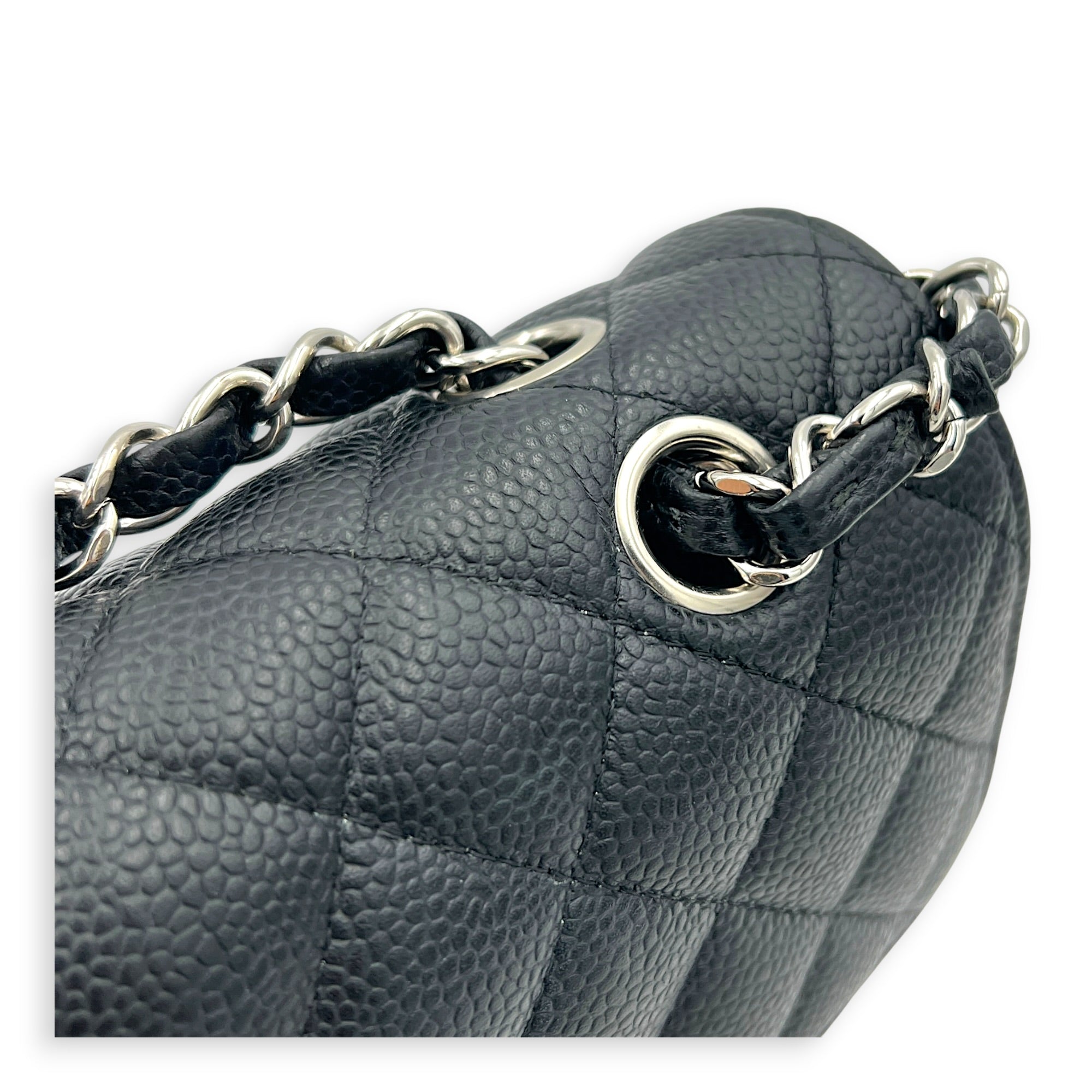 Classic Shoulder Bag Small Black in Caviar Leather, Silver hardware