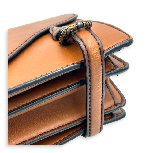 Knot Shoulder Bag Brown in Calfskin, Gold hardware