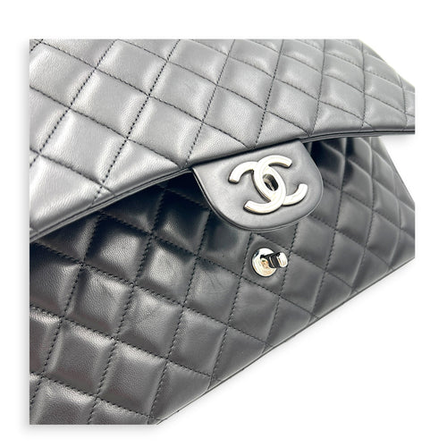 Classic Shoulder Bag Maxi Black in Lambskin, Silver hardware