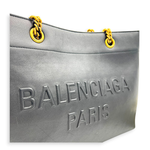 Duty Free Black Shoulder Bag in Calfskin, Gold hardware