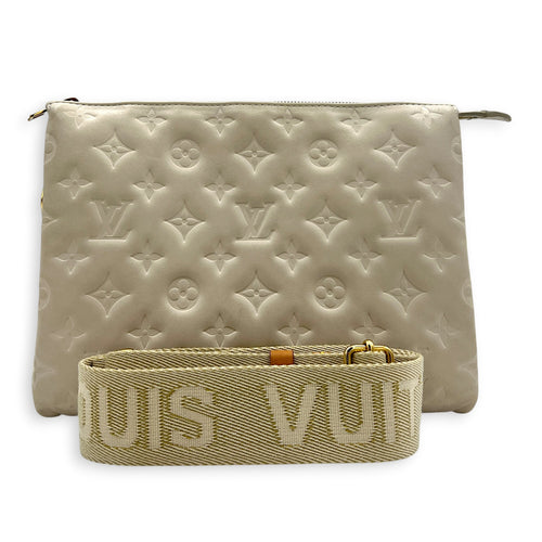 Coussin Shoulder Bag White in Lambskin, Gold hardware