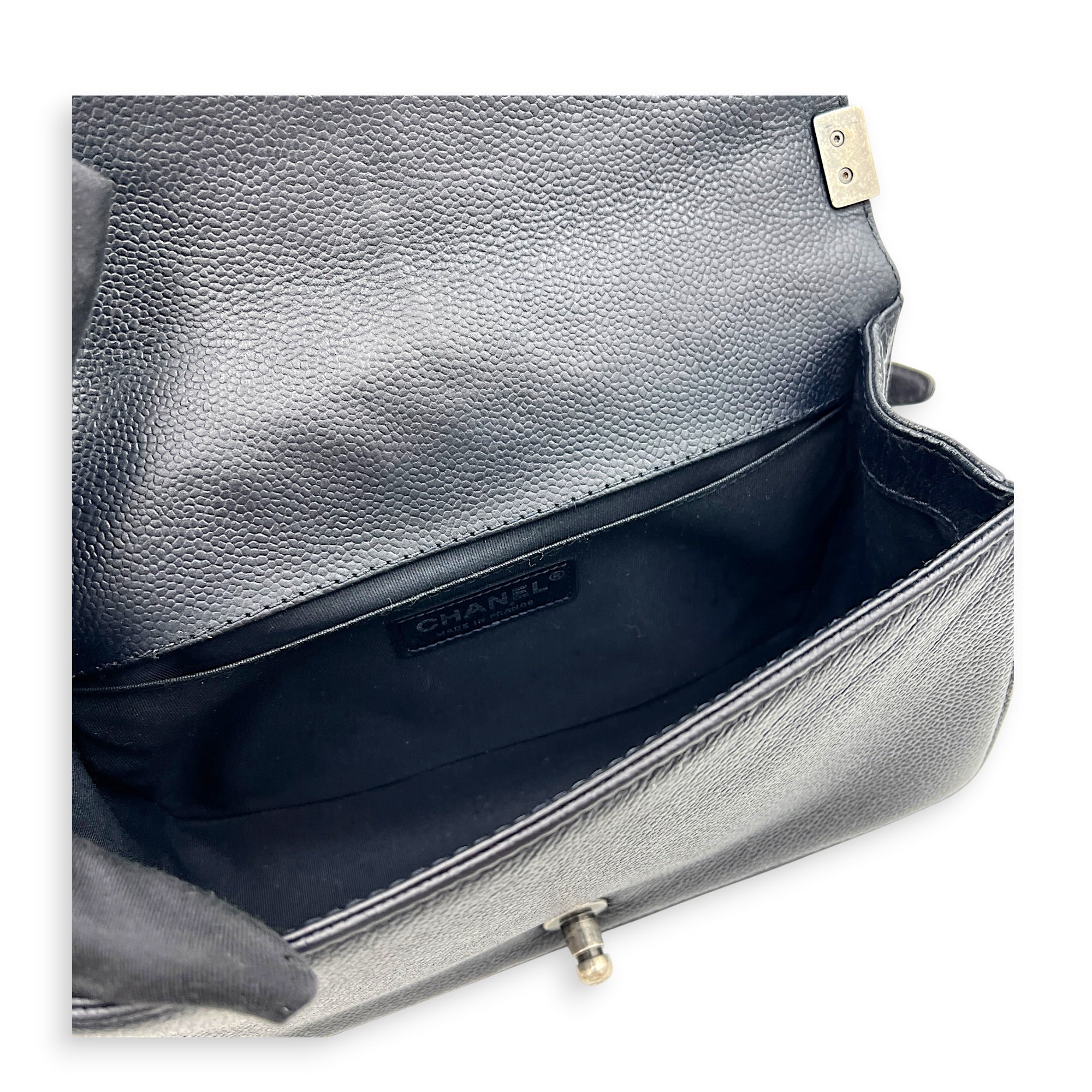 Boy Shoulder Bag Medium Black in Caviar Leather, Silver hardware