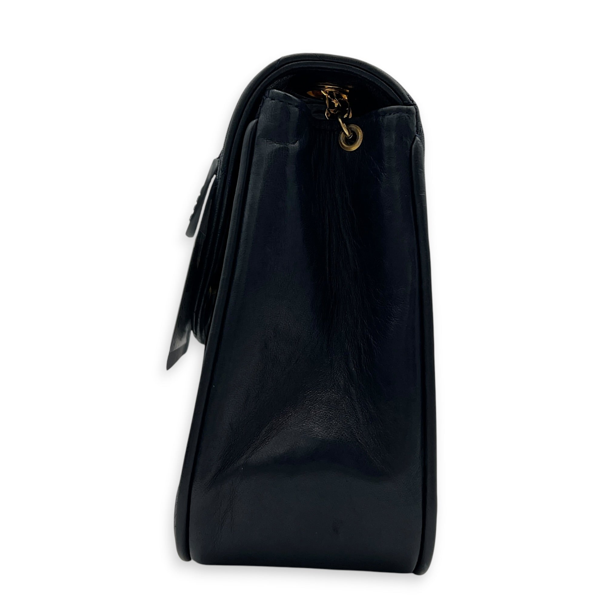 Vintage CC Crossbody Bag Dark Blue (retouched) in Lambskin, Gold hardware