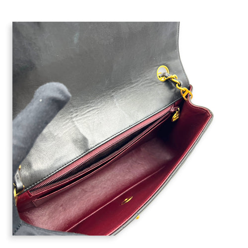 Vintage CC Medium Mademoiselle Shoulder Bag in Lambskin, Gold hardware