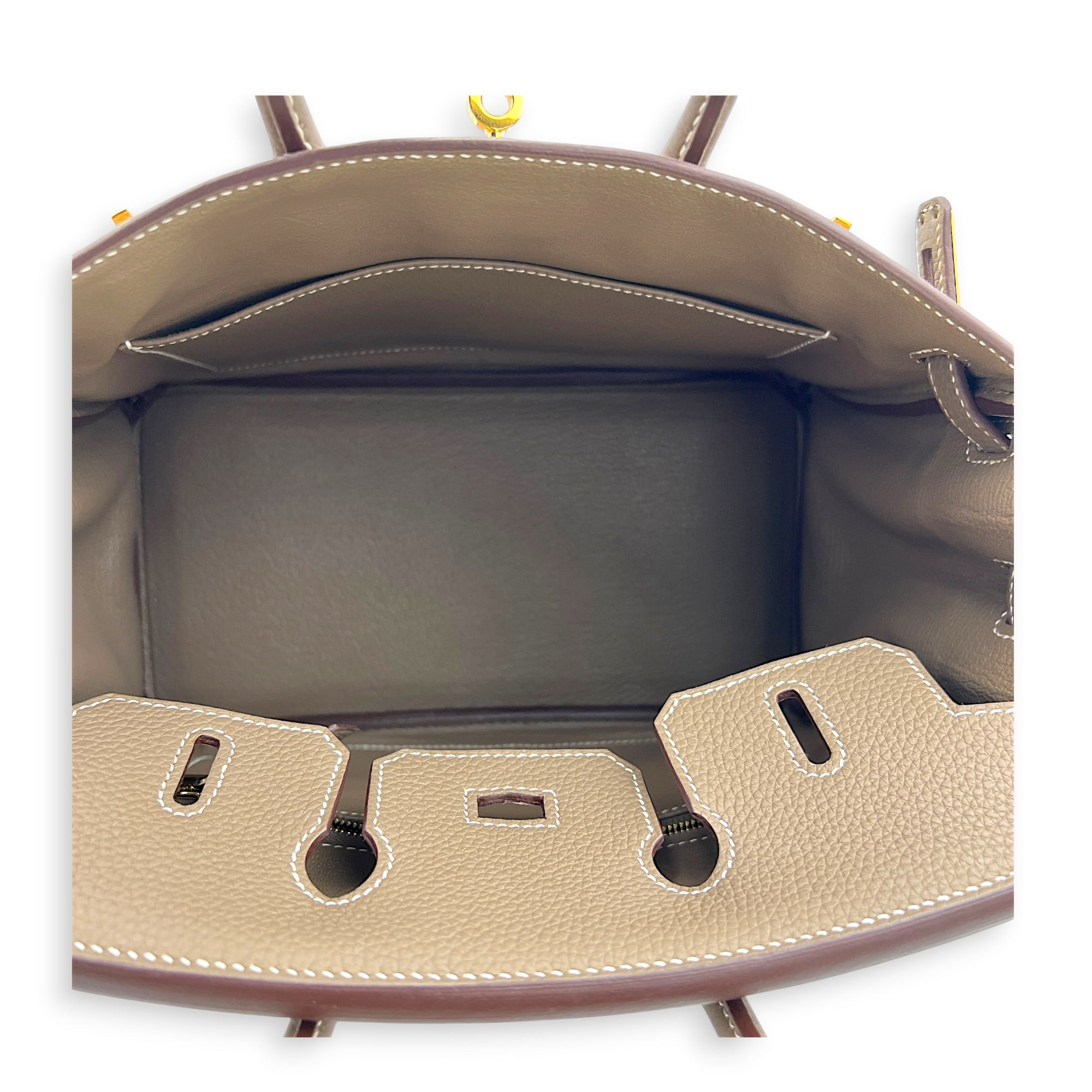 Birkin 25 Etoupe Top Handle Bag in Togo, Gold hardware