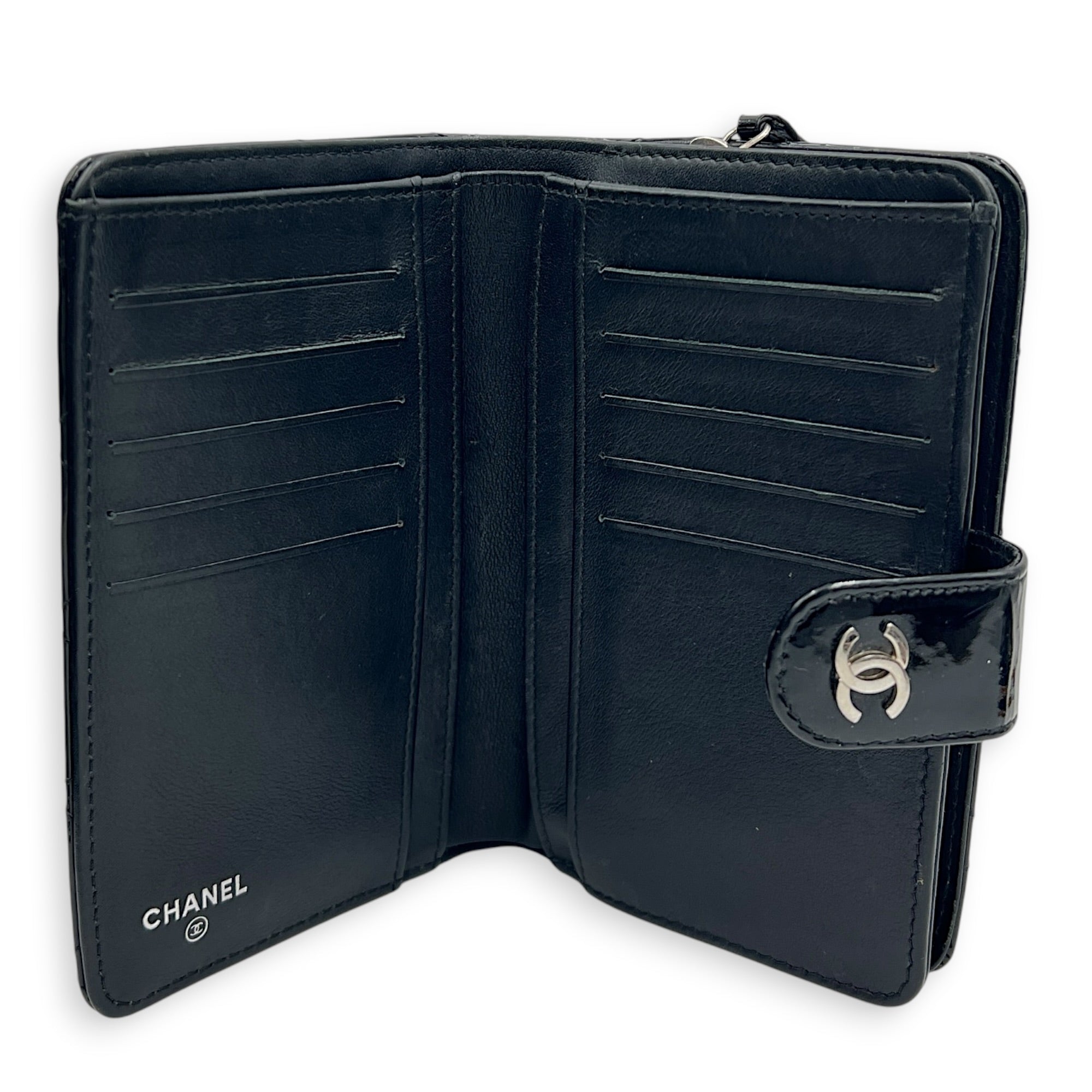 CC Black Wallet in Patent Leather, Silver hardware