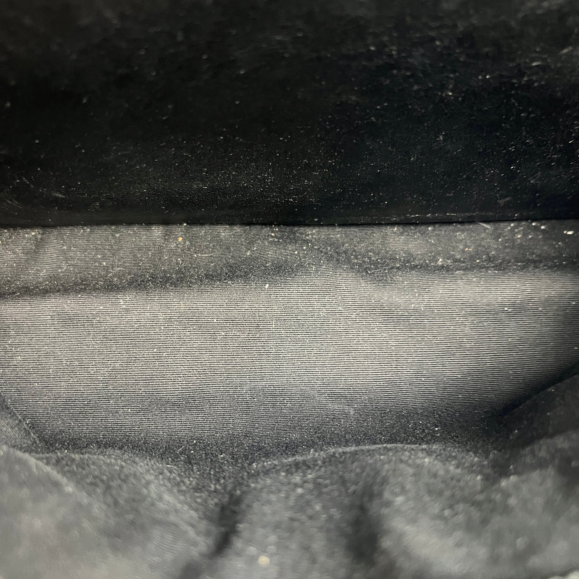 College Shoulder Bag Black in Calfskin, Ruthenium hardware