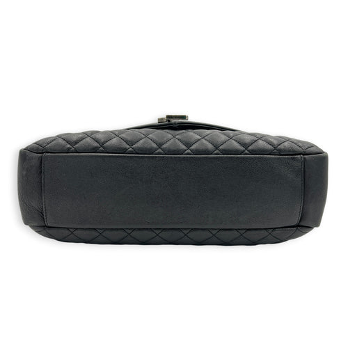 College Shoulder Bag Black in Calfskin, Ruthenium hardware